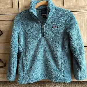 Girls Patagonia Fleece 1/4 zip. Size Medium (10).